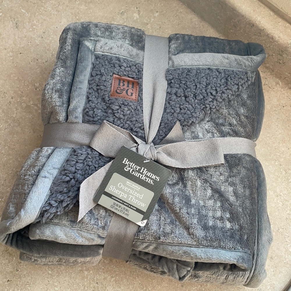Oversized Sherpa throw better holes & gardens